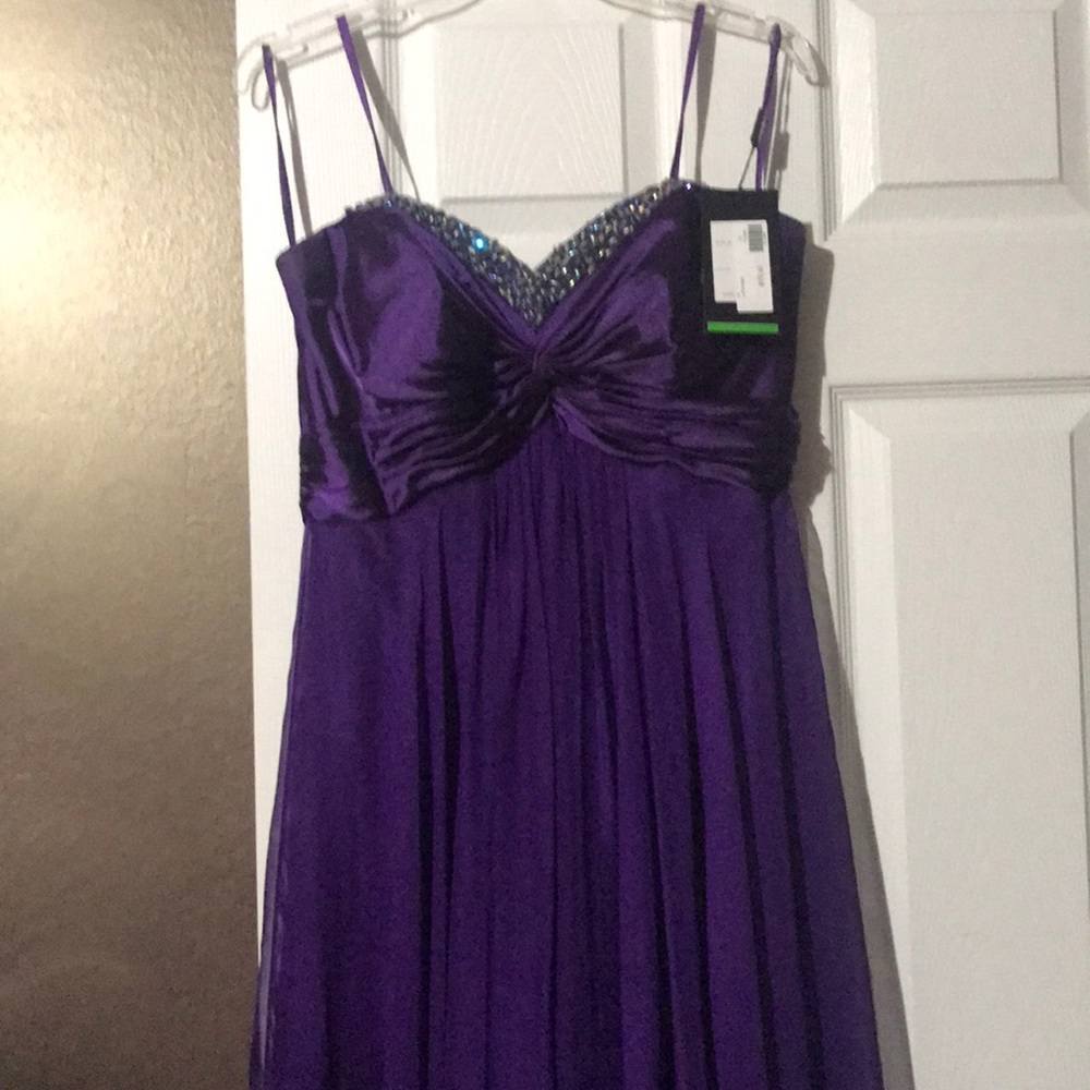 La Femme Deep Purple Size 12 PromFormal Long Dress
